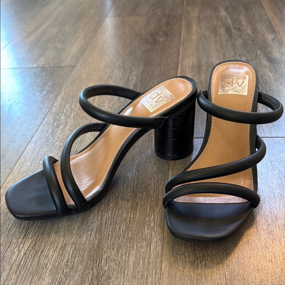 DV by Dolce Vita Black Block Heel Sandals